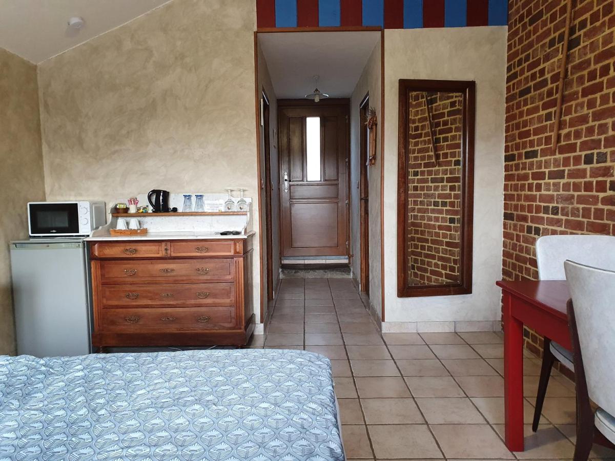 Les Mout'Anes Bed & Breakfast Saint-Hilaire-sur-Helpe Luaran gambar